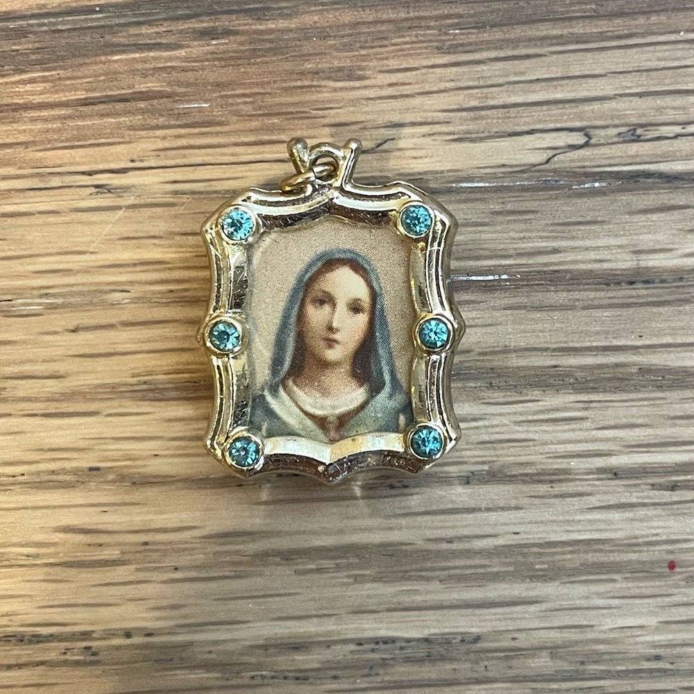 Vintage Mary and Jesus flip pendant